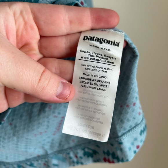 NWT Patagonia Capilene Midweight Cool to Cold Base Layer Icefall Blue Small $59 - Picture 7 of 9